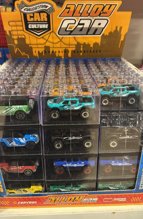 1 Pc - Die Cast Alloy Car Toy Transparent Block Carriage